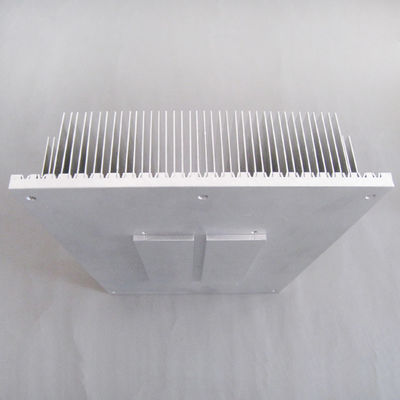 Dissipatore di calore TECNICO pratico della lega, dissipatore di calore di alluminio espulso d'argento
